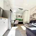Chrobrego & Parking Free Appartement *